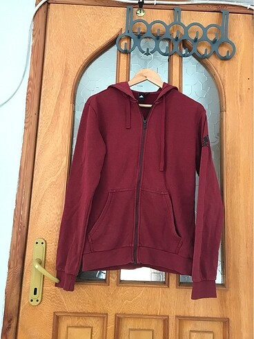 Adidas kapüşonlu