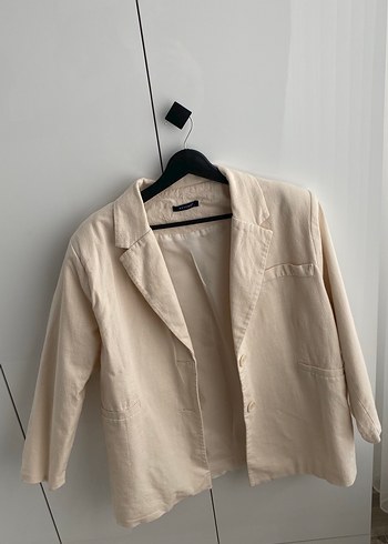 Zara Cekettt