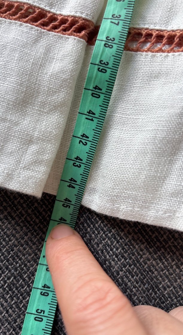 Beyaz Nakışlı Keten Pilili Midi Etek - Görsel 5