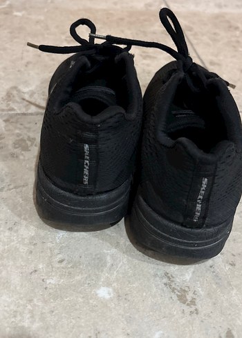 Siyah Skechers Hafızalı Tabanlı Kadın Spor Ayakkabı - Görsel 3