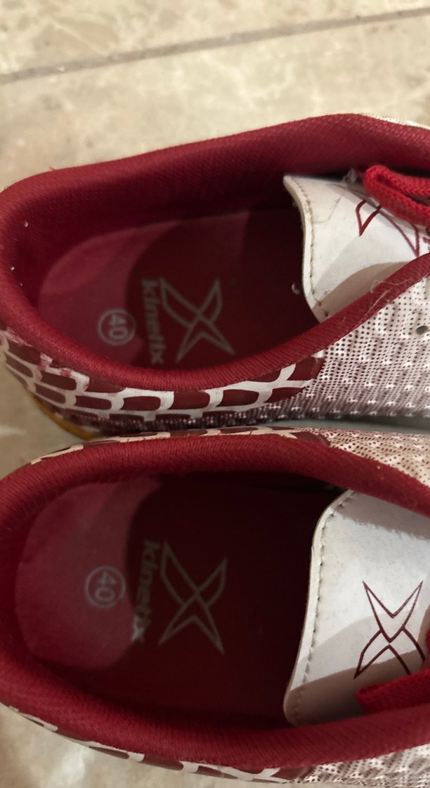 Galatasaraylı Beyaz Yılan Desenli Erkek Futbol Ayakkabısı - Görsel 2