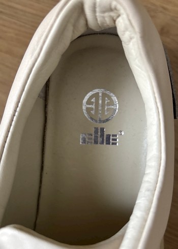 Yılan Desenli krem Kadın Spor Ayakkabı - Görsel 2