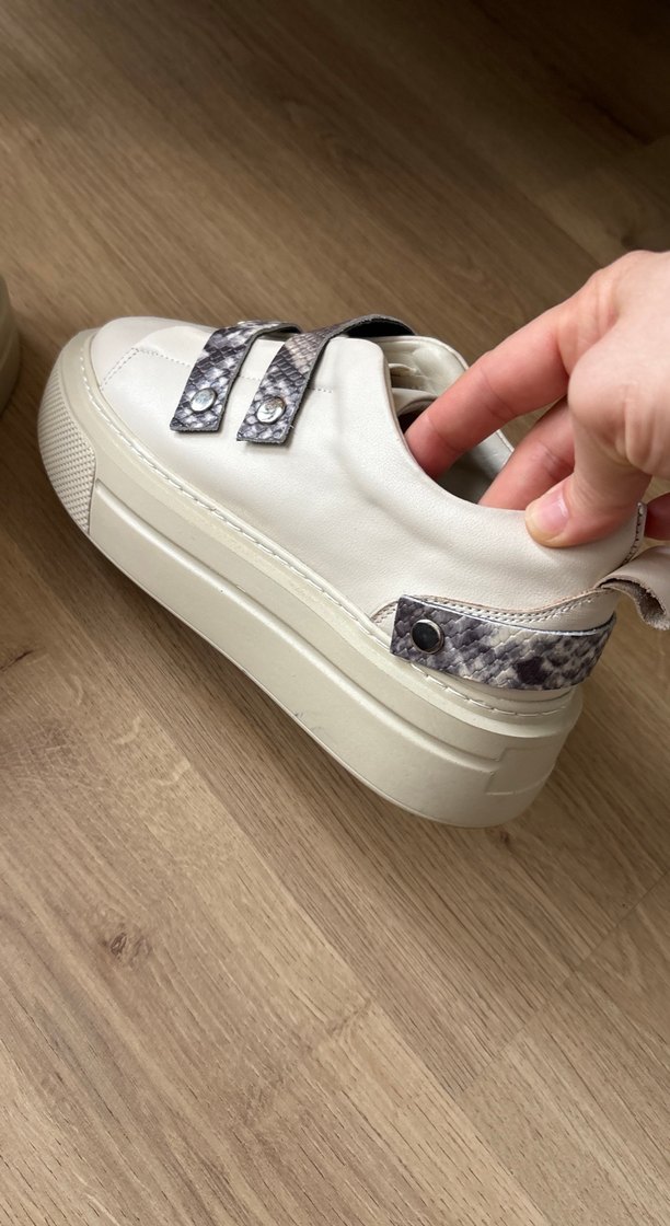 Yılan Desenli krem Kadın Spor Ayakkabı - Görsel 4