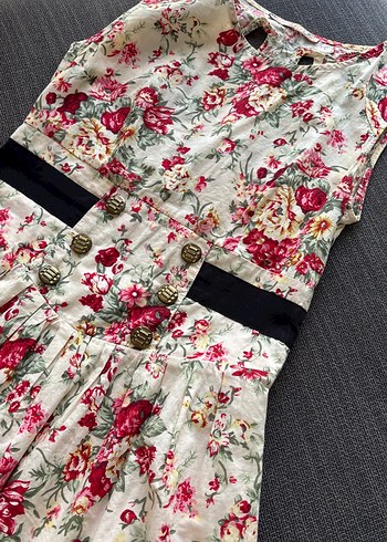 Çiçek Desenli Renkli elbise - Görsel 4