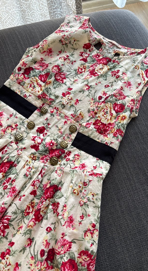 Çiçek Desenli Renkli elbise - Görsel 4