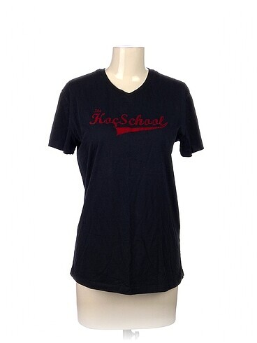 PreLoved T-shirt %70 İndirimli.