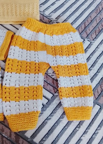 Sarı Beyaz Örgü Bebek takım - Görsel 4