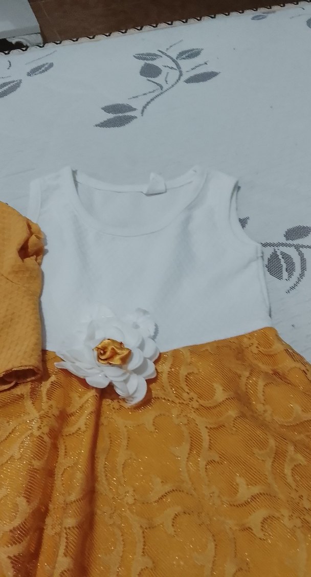 Sarı Nakışlı Kız Çocuk Elbisesi - Görsel 5