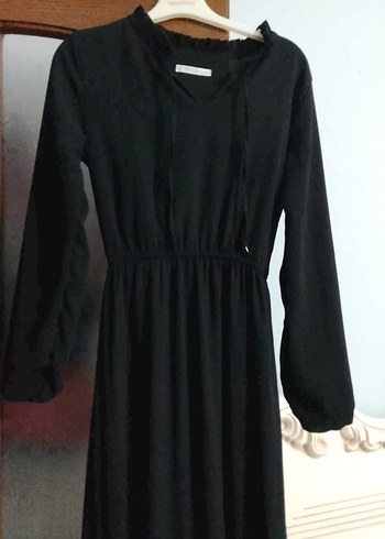 Uzun Kollu Siyah Fırfirli elbise - Görsel 3