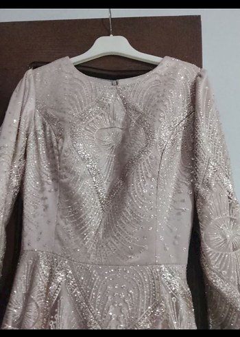 Bej Uzun Kollu abiye elbise - Görsel 3