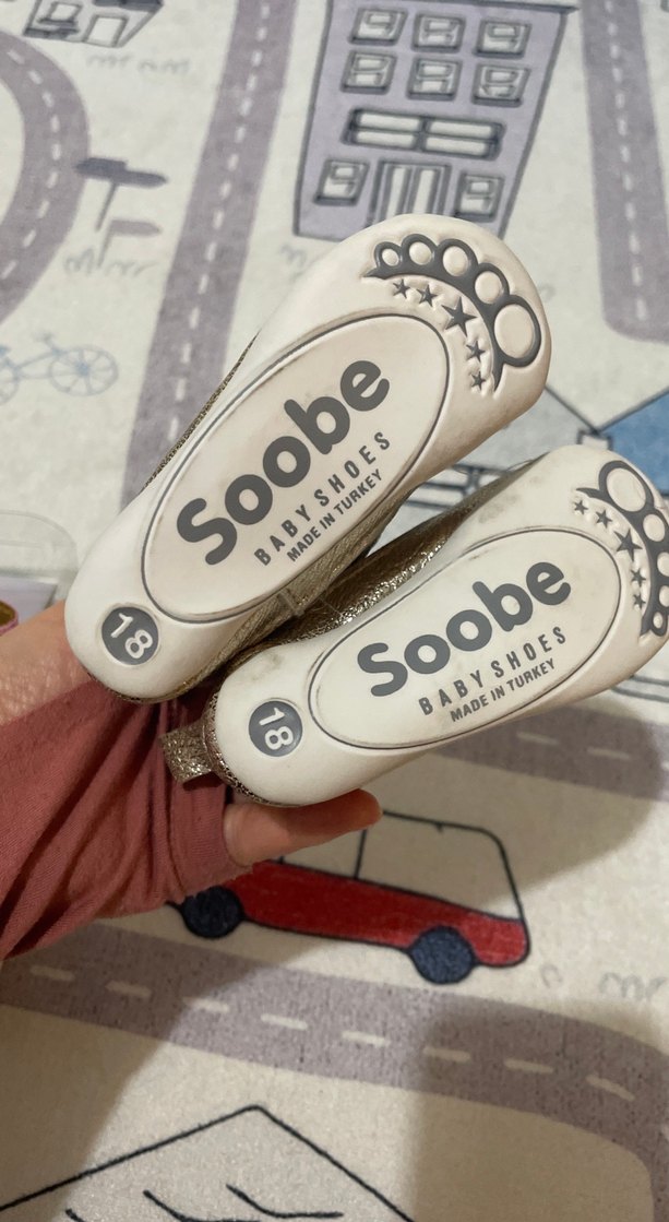 Parlak Altın Renkli Yılan Desenli İlk Adım Ayakkabısı - Görsel 3