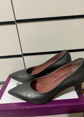 Gri Kadın Stiletto Ofis Ayakkabısı - Görsel 4