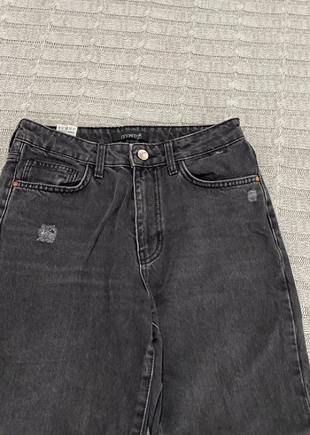 Mavi Marka Yırtık Detaylı Kadın Kot Pantolon - Görsel 5