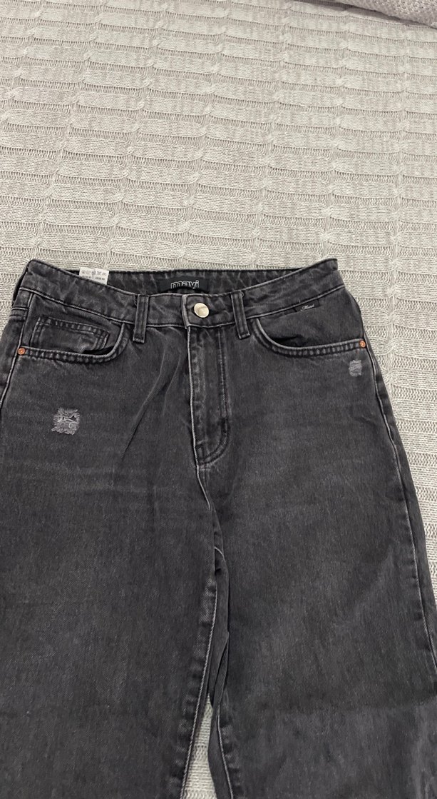 Mavi Marka Yırtık Detaylı Kadın Kot Pantolon - Görsel 5