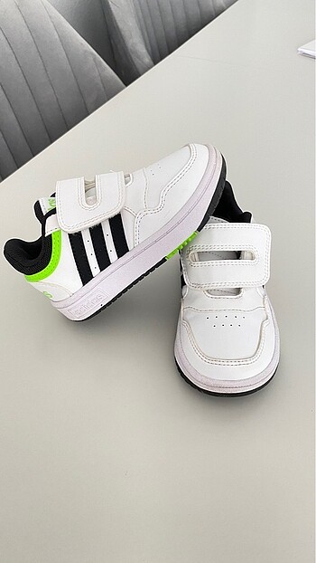 Adidas çocuk ayakkabısı