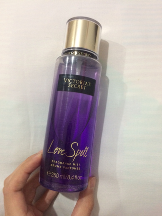 Victoria secret vücut spreyi