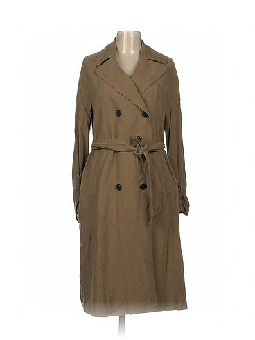 Zara Trenchcoat %70 İndirimli.