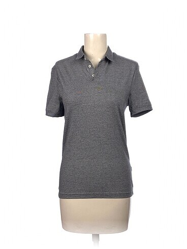 H&M T-shirt %70 İndirimli.