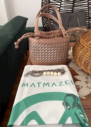 Matmazel Bej Capraz Canta İnci Detayli Zincir
