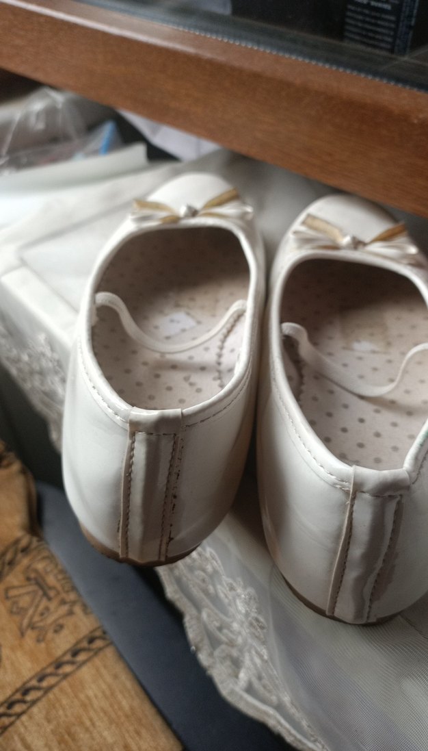 Kız Çocuk Beyaz Fiyonklu Babet - Görsel 3