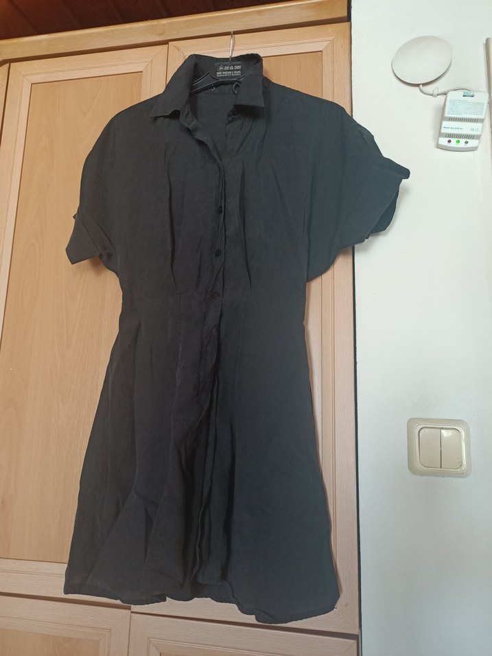 Düğmeli Siyah gömlek elbise - Görsel 2