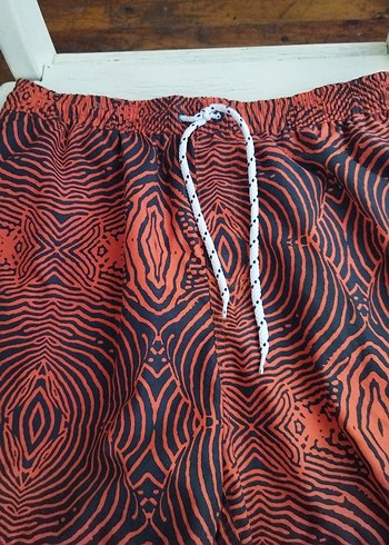 Erkek Kahverengi Batik Desenli Mini Şort - Görsel 2