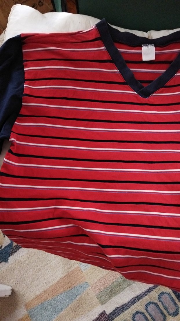 V Yaka Kırmızı erkek pijama üstü - Görsel 2