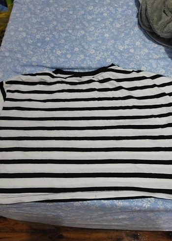 Kadın Siyah Beyaz Çizgili Kısa Kollu Tişört - Görsel 6