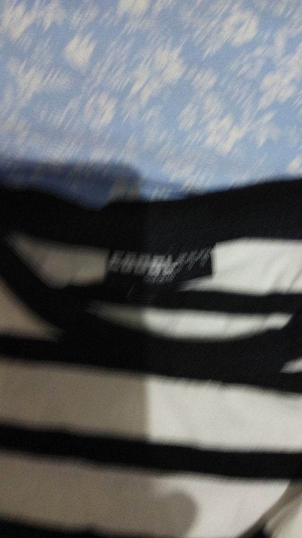 Kadın Siyah Beyaz Çizgili Kısa Kollu Tişört - Görsel 5