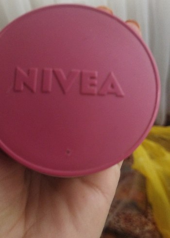 Nivea Gül Özlü Nemlendirici El Kremi - Görsel 3