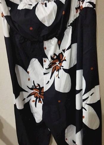 Siyah Çiçek Desenli Drapeli Kadın Tulum - Görsel 3