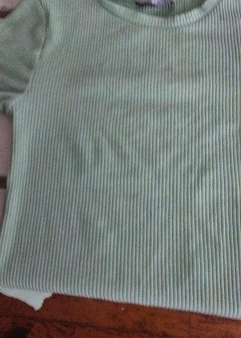 Yeşil Kısa Kollu Triko Tişört - Görsel 2