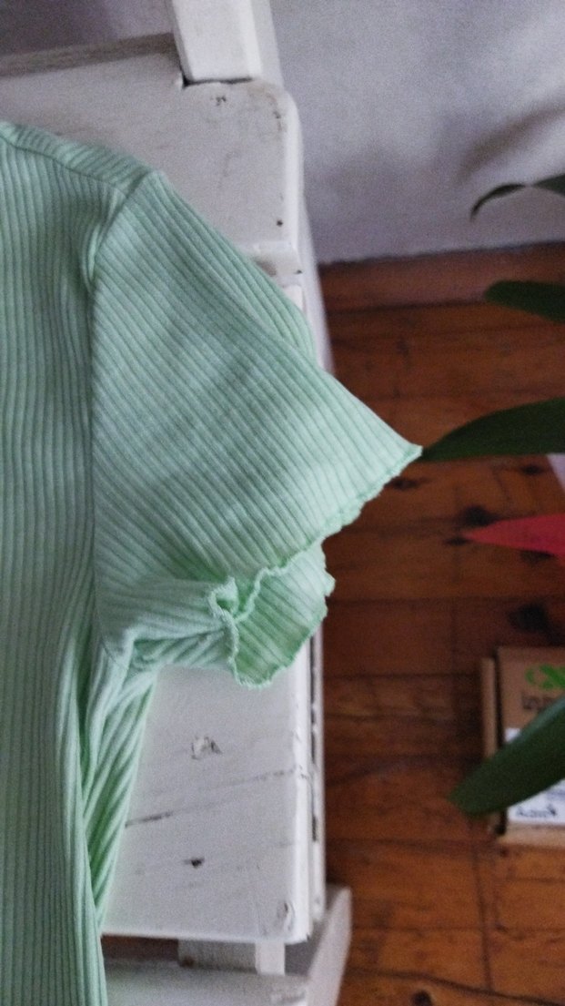 Yeşil Kısa Kollu Triko Tişört - Görsel 3