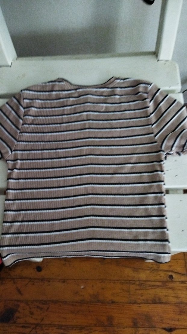 Bej Çizgili Kısa Kollu Kadın Tişört - Görsel 5