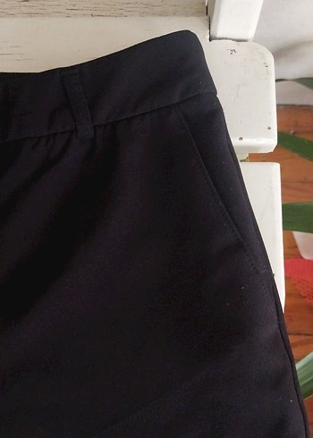 Siyah kumaş şort - Görsel 3