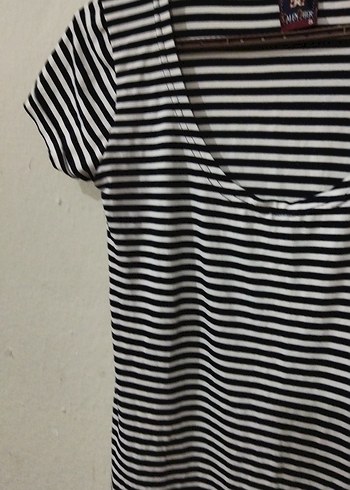 Kadın Siyah Beyaz Çizgili Kısa Kollu Tişört - Görsel 2