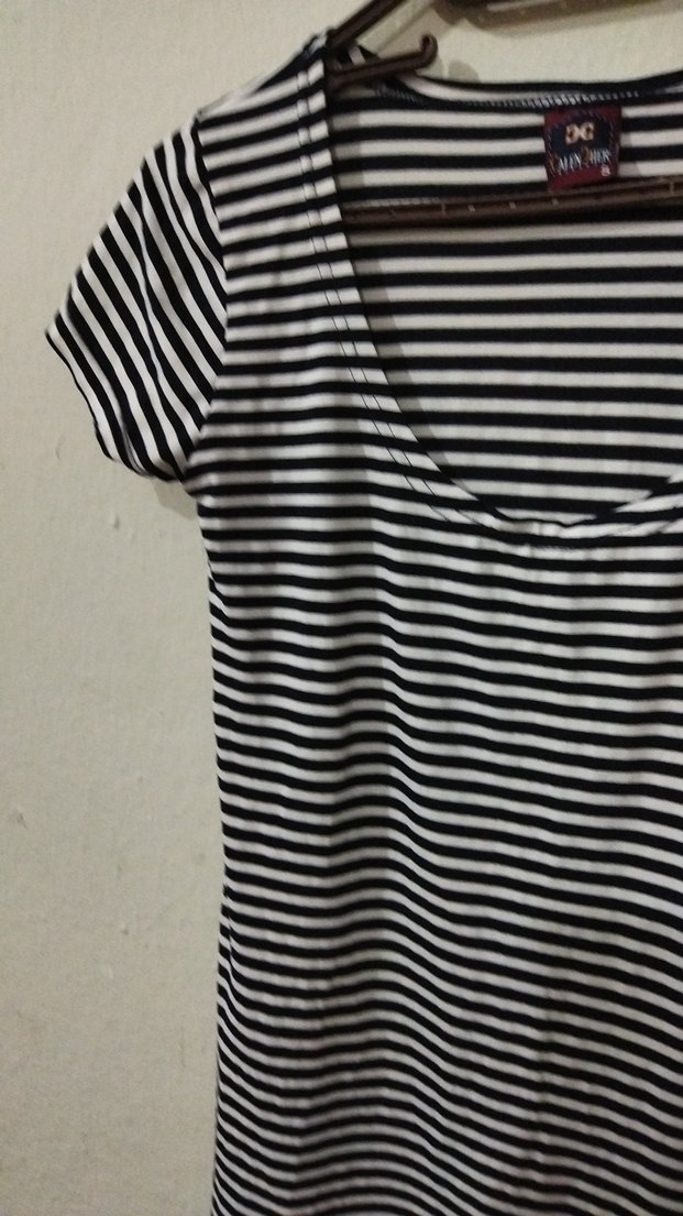 Kadın Siyah Beyaz Çizgili Kısa Kollu Tişört - Görsel 2