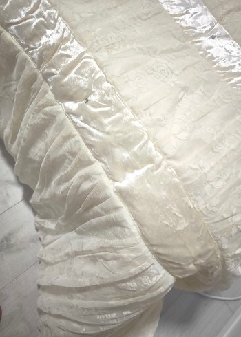 Gelinlik yatak örtusu - Görsel 2