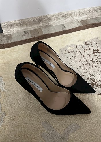 Siyah Süet Stiletto Topuklu Kadın Ayakkabı - Görsel 3