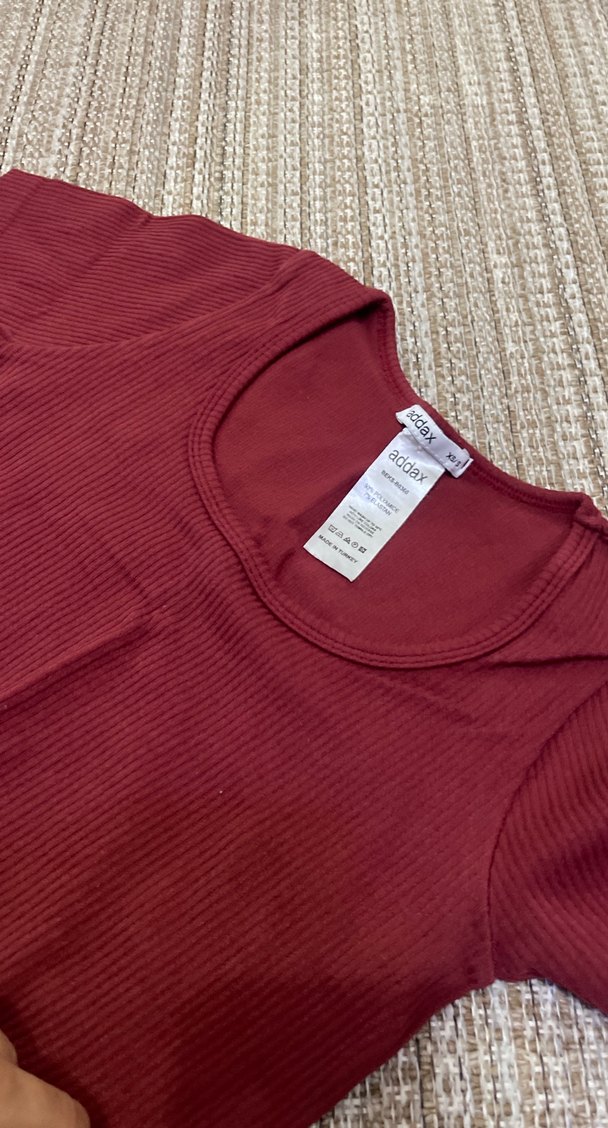 Bordo Kısa Kollu Crop Top - Görsel 3