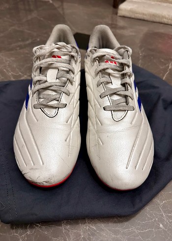 Beyaz adidas Futbol Ayakkabısı - Görsel 4