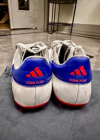 Beyaz adidas Futbol Ayakkabısı - Görsel 3