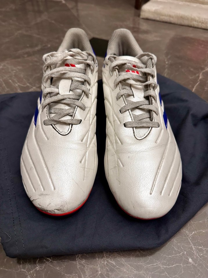 Beyaz adidas  Futbol Ayakkabısı - Görsel 4