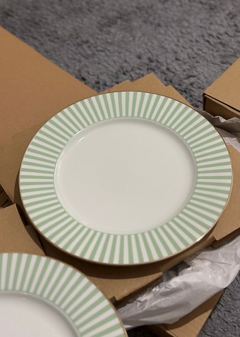 H&M HOME YEŞİL ÇİZGİLİ SERVİS TABAK - Görsel 3