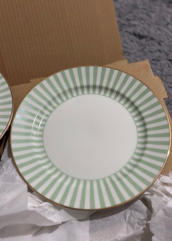 H&M HOME YEŞİL ÇİZGİLİ PASTA TABAK - Görsel 2