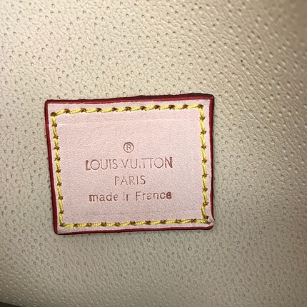  Beden Louis Vuitton Çanta Seti