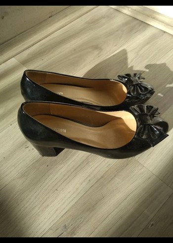 Fiyonklu Siyah Dolgu Topuk Kadın Klasik Ayakkabı - Görsel 2