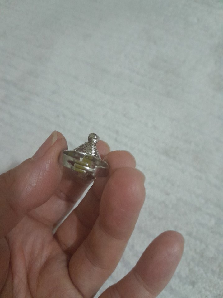 Beyaz Payetli Kadın Yüzük - Görsel 3