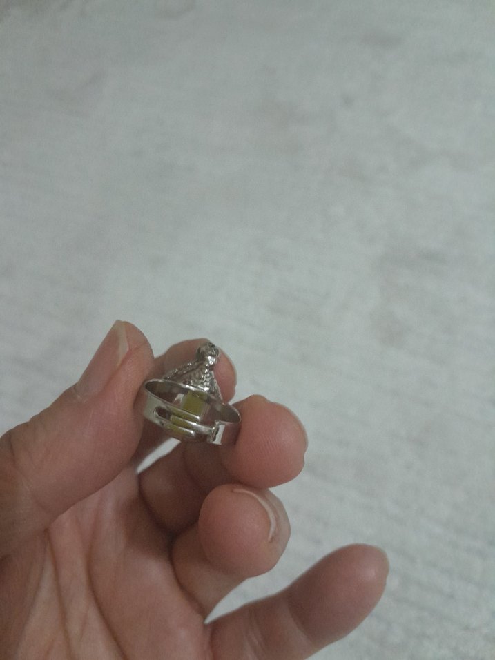 Beyaz Payetli Kadın Yüzük - Görsel 5