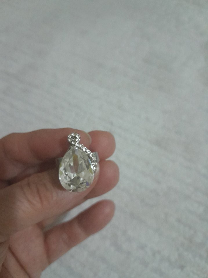 Beyaz Payetli Kadın Yüzük - Görsel 4